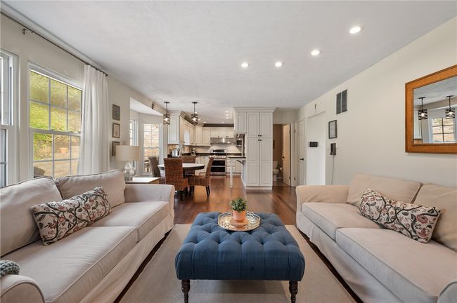 12 Fieldstone Dr, House other with 4 bedrooms, 3 bathrooms and 2 parking in Pittsburgh PA | Image 5