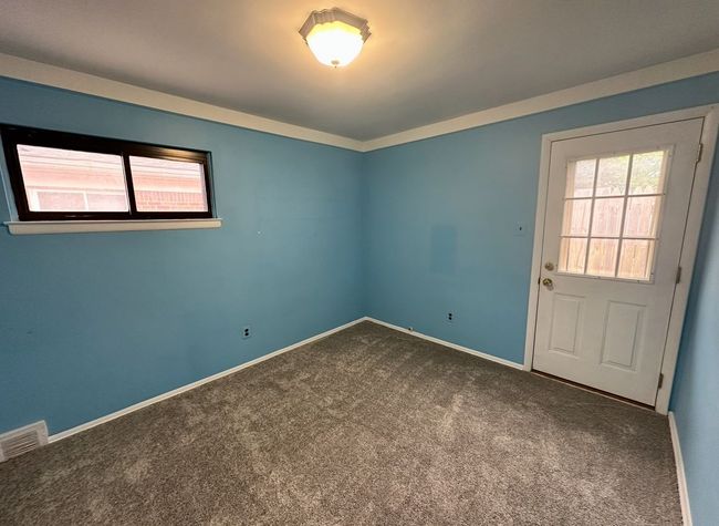 23735 W Chicago, House other with 3 bedrooms, 1 bathrooms and null parking in Redford MI | Image 11