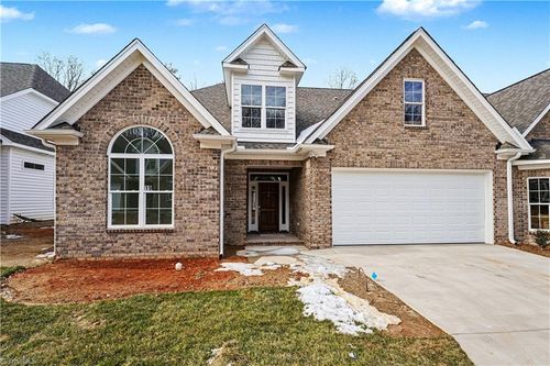 19 Asher Ln, Greensboro, NC, 27455-1295 | Card Image