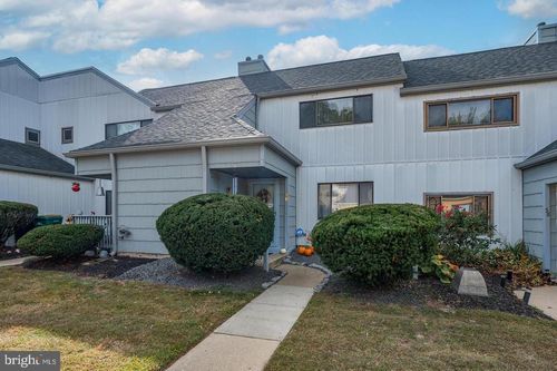 56 Dover Dr, LINDENWOLD, NJ, 08021-6707 | Card Image