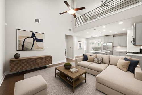 2108 Hermia St, Austin, TX, 78741-4545 | Card Image