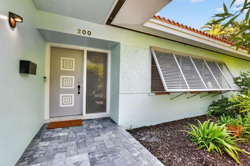 200 Nw 11th Ave, Boca Raton, FL, 33486-3453 | Card Image