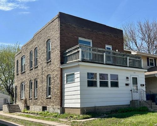 712 6th St Ne, Minneapolis, MN, 55413-2168 | Card Image