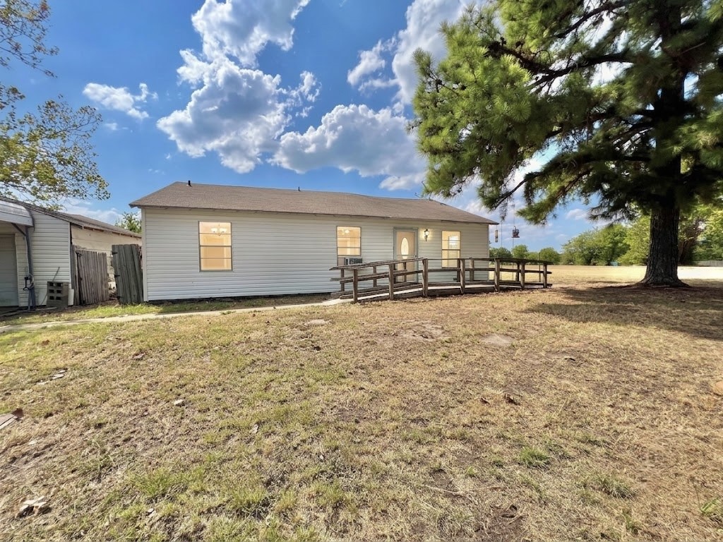 Residential in East Tawakoni 3