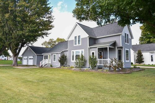 313 S West St, Haubstadt, IN, 47639-8153 | Card Image