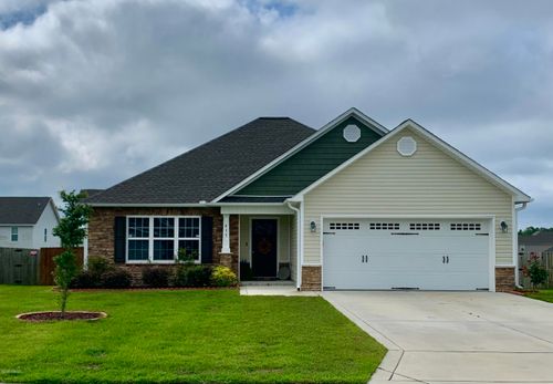 413 Derrick Dr, Sneads Ferry, NC, 28460-3001 | Card Image