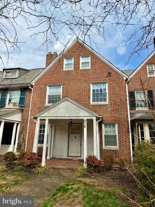 214 E University Pkwy, BALTIMORE, MD, 21218-2828 | Card Image