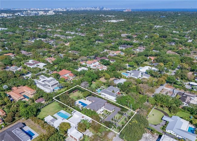 6575 Sw 96 Th St, House other with 7 bedrooms, 9 bathrooms and null parking in Pinecrest FL | Image 82