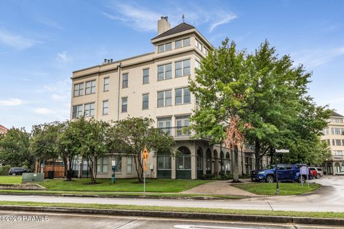 1413-201 Settlers Trace Blvd, Lafayette, LA, 70508-6782 | Card Image