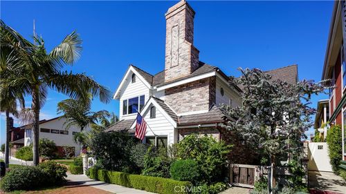 213 Marguerite Ave, Corona del Mar, CA, 92625-3043 | Card Image