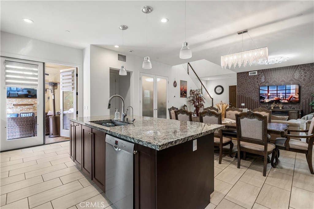 Residential in Lake Forest 5