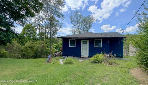 9 9th Aly, Athens, NY, 12015 | Card Image