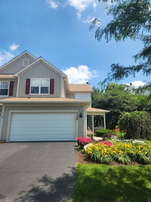 0-240 Grand Ridge Rd, St. Charles, IL, 60175-1073 | Card Image