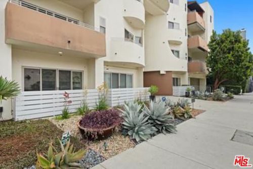202-5016 Bakman Ave, North Hollywood, CA, 91601 | Card Image