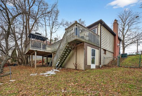 1914 Liverpool Rd, Pickering, ON, L1V1W5 | Card Image