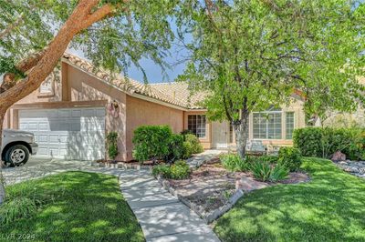 233 Honeywood Street, House other with 2 bedrooms, 2 bathrooms and null parking in Henderson NV | Image 2