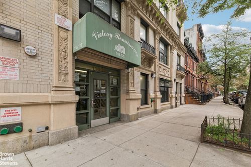 74-118 W 123rd St, New York, NY, 10027-5725 | Card Image