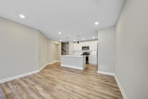 10530 Weston Way N, Maple Grove, MN, 55369-4162 | Card Image