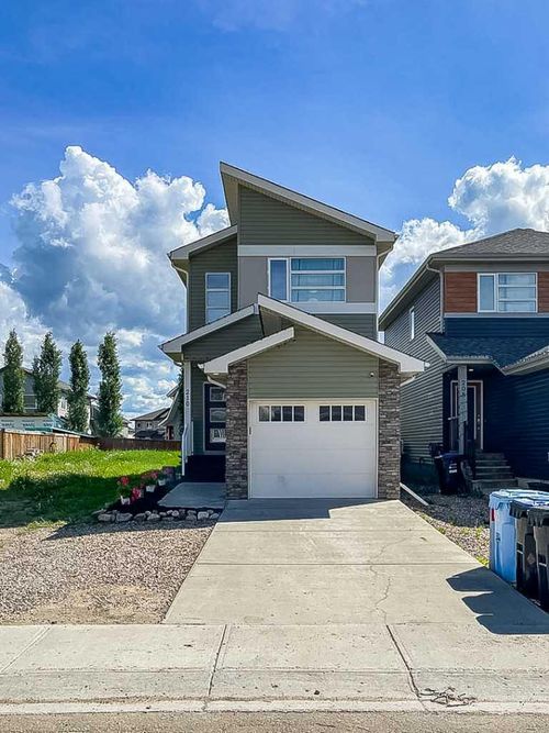 210 Athabasca Ave, Fort Mcmurray, AB, T9J1G4 | Card Image