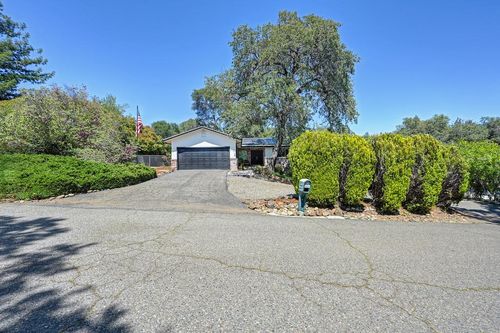 2741 Wentworth Rd, Cameron Park, CA, 95682-8901 | Card Image