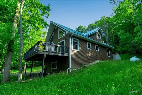 5792 Bonn Way E Way E, Great Valley, NY, 14741 | Card Image