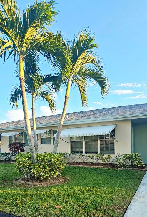 c-201 Manatee Ln, Fort Pierce, FL, 34982-6751 | Card Image