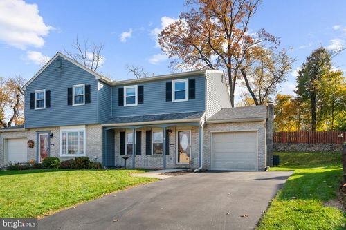 4160 Newport Dr, Emmaus, PA, 18049-3300 | Card Image