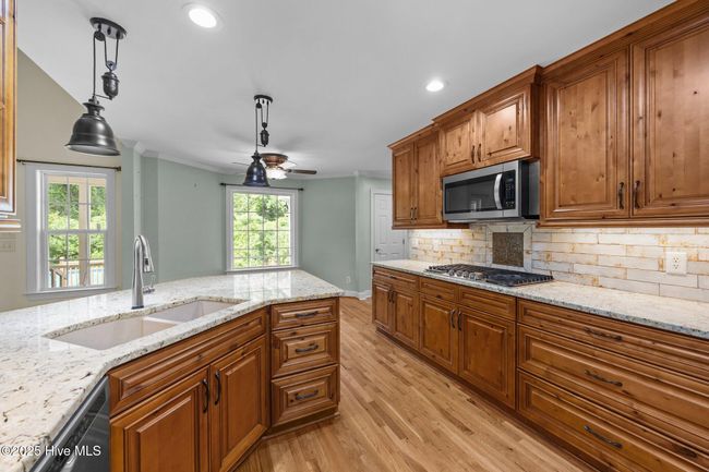 2639 Plumosa Dr, House other with 3 bedrooms, 3 bathrooms and 2 parking in Grimesland NC | Image 15