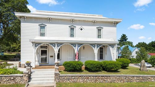 300 Grand St, Ligonier, IN, 46767-1306 | Card Image
