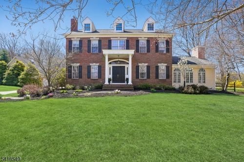 11 Highland Ave, Long Valley, NJ, 07853-6206 | Card Image