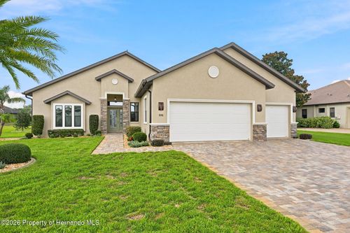 9196 Palm Beach Dr, WEEKI WACHEE, FL, 34613-5581 | Card Image