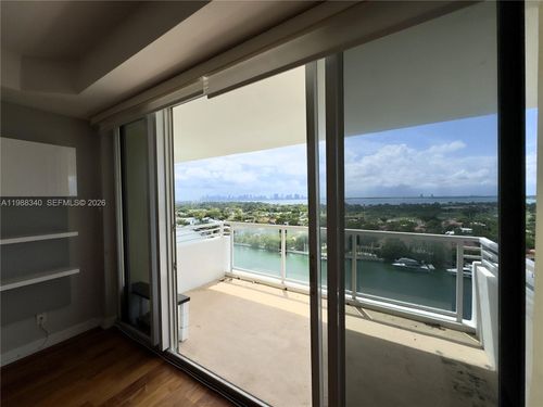 17g-5600 Collins Ave, Miami Beach, FL, 33140-2416 | Card Image