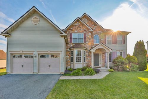 1196 Glassywing Pl, BREINIGSVILLE, PA, 18031-9331 | Card Image