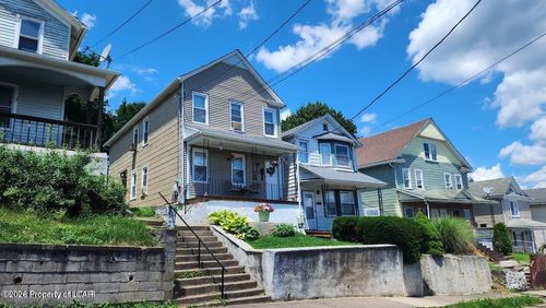 175 Hillside Ave, Edwardsville, PA, 18704-2318 | Card Image