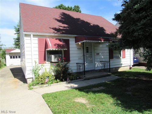 4208 Wetzel Ave, Cleveland, OH, 44109-5344 | Card Image