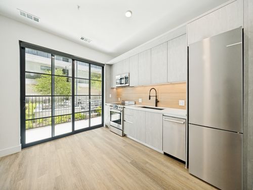 220-4315 S Congress Avenue, Austin, TX, 78745 | Card Image