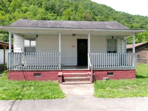 59 Crescent St, War, WV, 24892-1106 | Card Image