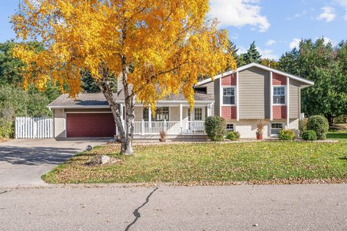 11100 52nd Ave N, Plymouth, MN, 55442-1877 | Card Image