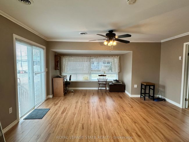 22 6 Th St, House other with 2 bedrooms, 1 bathrooms and 3 parking in Selkirk ON | Image 20