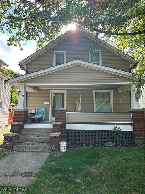 219 N Ella St, Orrville, OH, 44667-1515 | Card Image