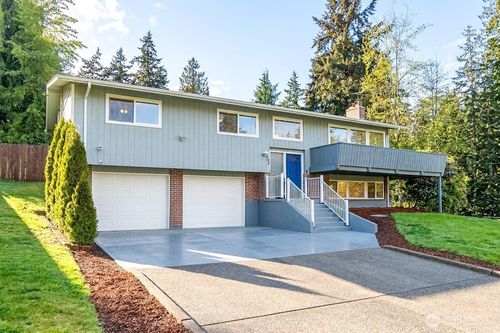 408 119th Avenue E, Edgewood, WA, 98372 | Card Image