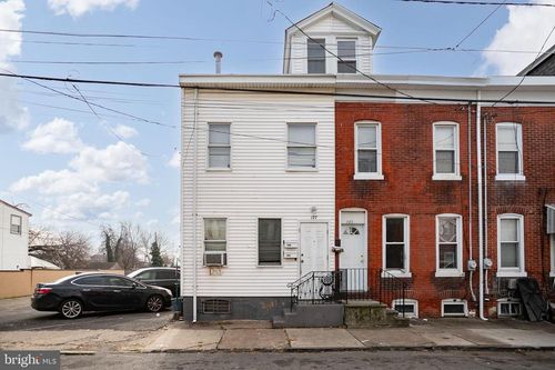 127 Kent St, Trenton, NJ, 08611-1017 | Card Image
