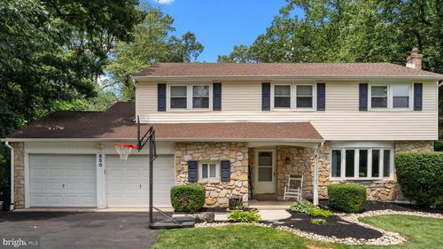 850 Sycamore Dr, SOUTHAMPTON, PA, 18966-4272 | Card Image