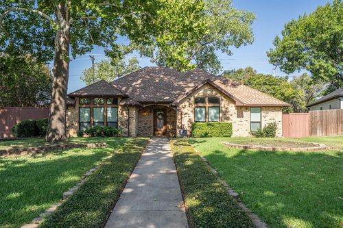 2962 Tumbleweed Ct, Grapevine, TX, 76051-4746 | Card Image