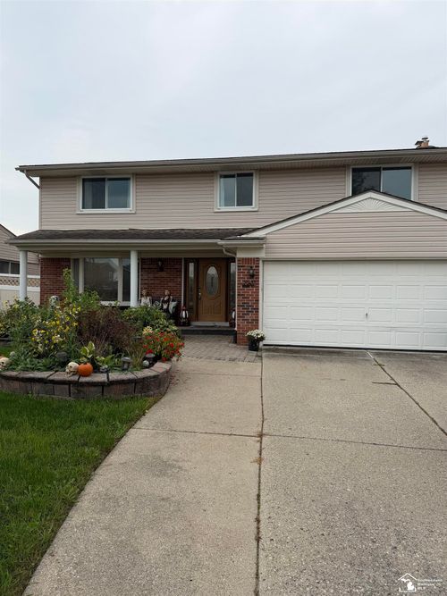 20437 Bourassa Ave, Brownstown Twp, MI, 48183-5003 | Card Image