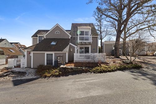 4-4 Hyannis Point Rd, Mashpee, MA, 02649-4768 | Card Image