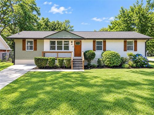 2266 Carver Dr Nw, Atlanta, GA, 30314-1242 | Card Image