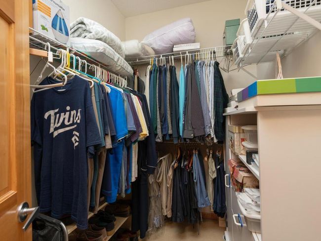 Walk in closet | Image 21