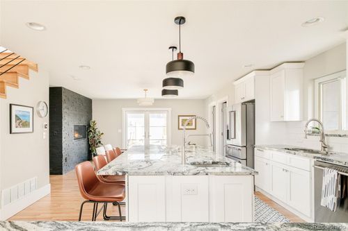 2048 Meade St, Denver, CO, 80211-5060 | Card Image