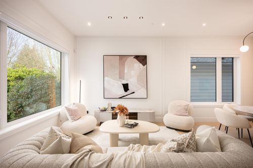 {{alt}} | Card Image